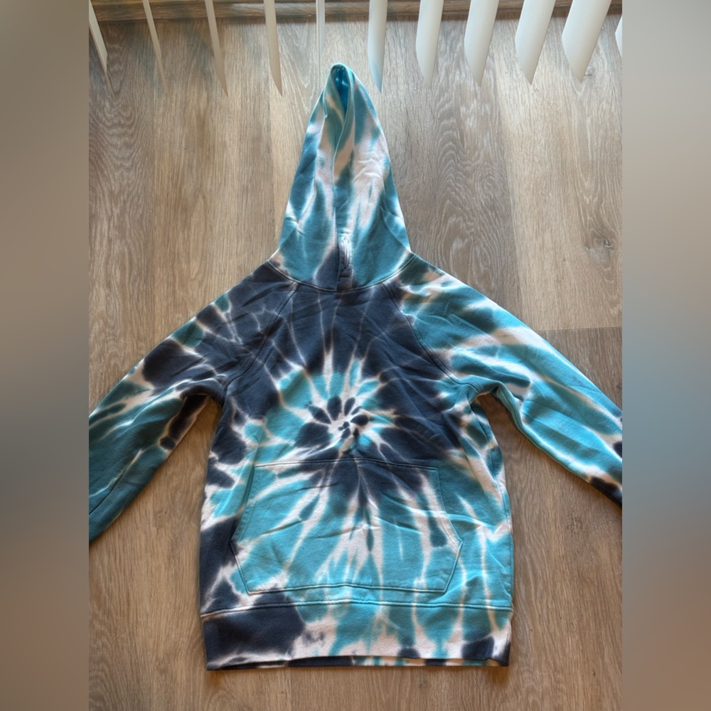 Wonder Nation Blue and Black Tie-Dye Hoodie